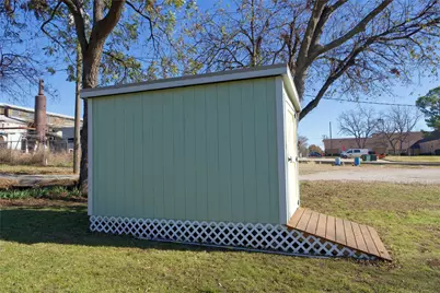 201 Water Street, Whitesboro, TX 76273 - Photo 5