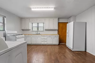 8136 Carlos Street, White Settlement, TX 76108 - Photo 11