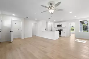 1610 SW 3rd St, Grand Prairie, TX 75051 - Photo 7