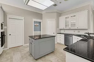 75 Sugar Creek Pl, Woodway, TX 76712 - Photo 11