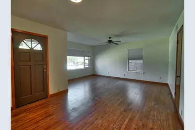 2318 Elmwood Boulevard, Dallas, TX 75224 - Photo 3