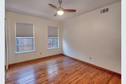 2318 Elmwood Boulevard, Dallas, TX 75224 - Photo 17