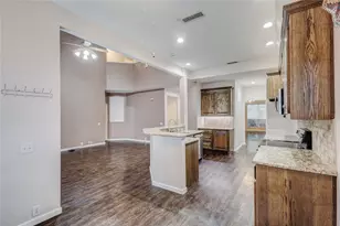 1036 Cottonbelt Dr, Saginaw, TX 76131 - Photo 9