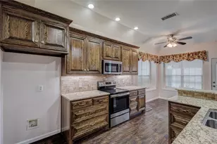 1036 Cottonbelt Dr, Saginaw, TX 76131 - Photo 13