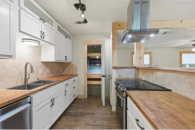 6149 County Road 1022, Joshua, TX 76058 - Photo 11