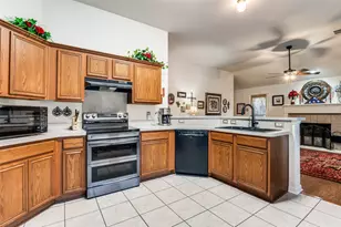 2823 Traildust Dr, Dallas, TX 75237 - Photo 5