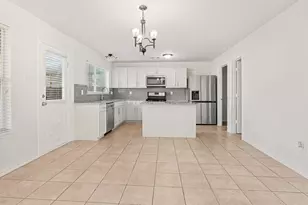 4301 Latigo Cir, Fort Worth, TX 76244 - Photo 3