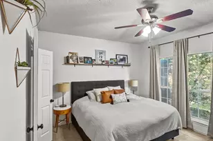 909 Plantation Dr, Lewisville, TX 75067 - Photo 11