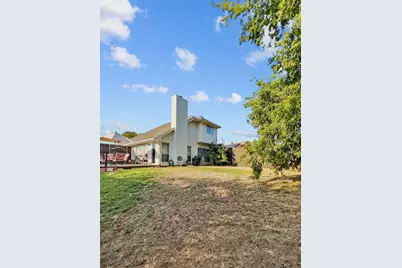 909 Plantation Drive, Lewisville, TX 75067 - Photo 23