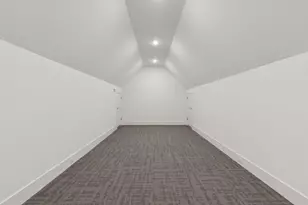 9143 Blf Holw Ct, Dallas, TX 75220 - Photo 29