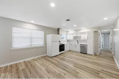 2015 Salem Street, Irving, TX 75061 - Photo 5