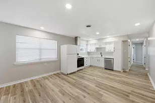 2015 Salem St, Irving, TX 75061 - Photo 5