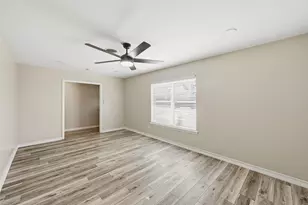 2015 Salem St, Irving, TX 75061 - Photo 7