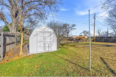 2015 Salem Street, Irving, TX 75061 - Photo 21