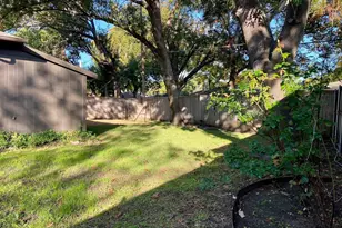 7120 Dalewood Ln, Dallas, TX 75214 - Photo 15