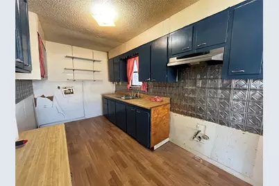 210 Colorado W, Millsap, TX 76066 - Photo 7