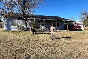 210 Colorado W, Millsap, TX 76066 - Photo 1