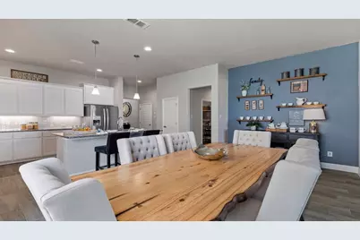 8612 Bur Oak Drive, Justin, TX 76247 - Photo 11