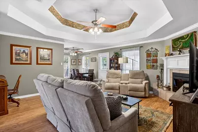 110 Memorial Drive, Gun Barrel City, TX 75156 - Photo 5