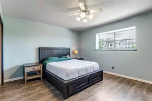 7931 Royal Ln, Dallas, TX 75230 - Photo 15