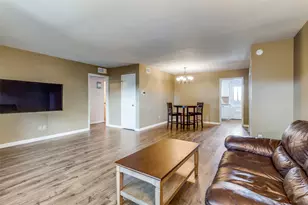 7931 Royal Ln, Dallas, TX 75230 - Photo 5