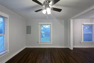 212 N 4th St, Sanger, TX 76266 - Photo 7