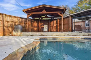 905 Daventry Dr, Garland, TX 75040 - Photo 31