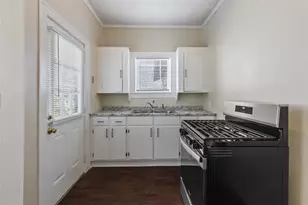 2104 Jones St, Greenville, TX 75401 - Photo 17