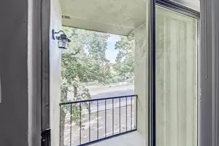 1901 Kingswood Ct, Denton, TX 76205 - Photo 7