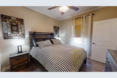 401 E Pearl Street #2204, Granbury, TX 76048 - Photo 17