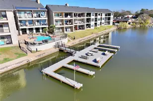 401 E Pearl St, Granbury, TX 76048 - Photo 29