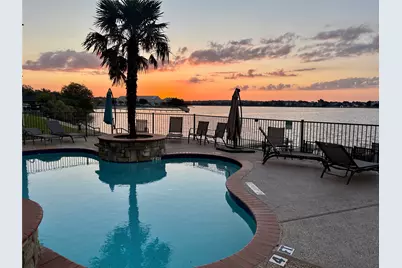 401 E Pearl Street #2204, Granbury, TX 76048 - Photo 1
