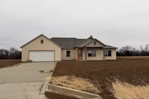 6041 Amber Dr, Sanger, TX 76266 - Photo 1