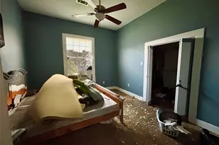 219 N Smyth St, Mart, TX 76664 - Photo 7