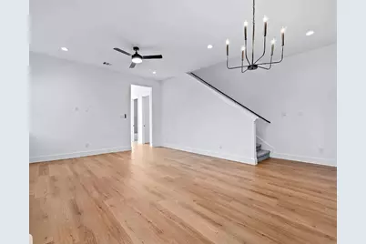 1605 Logan Street, Fort Worth, TX 76104 - Photo 3