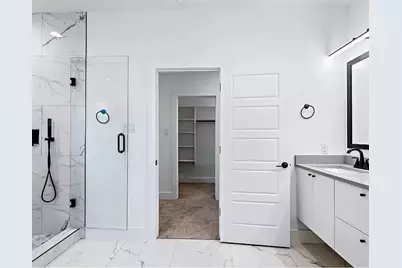 1605 Logan Street, Fort Worth, TX 76104 - Photo 13