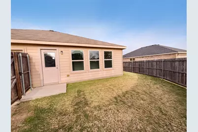 2052 Fair Weather Drive, Lancaster, TX 75146 - Photo 5
