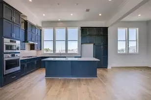 203 Carroll St, Fort Worth, TX 76107 - Photo 3