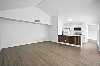 6082 Dooley Drive, The Colony, TX 75056 - Photo 5