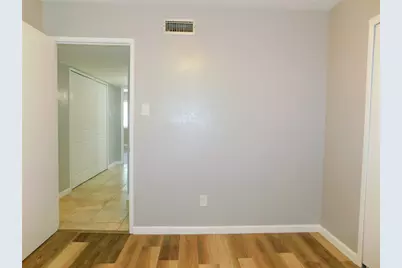 4901 Wheeler Drive, The Colony, TX 75056 - Photo 11