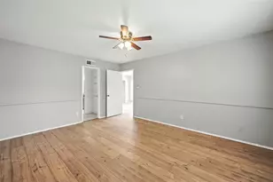 6076 Dooley Dr, The Colony, TX 75056 - Photo 13