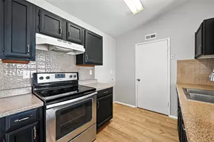 6076 Dooley Dr, The Colony, TX 75056 - Photo 3