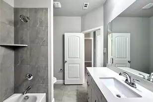 217 Pearl St, Cleburne, TX 76031 - Photo 15