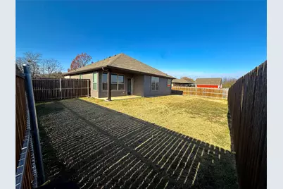 217 Pearl Street, Cleburne, TX 76031 - Photo 19