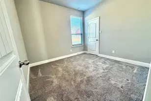 217 Pearl St, Cleburne, TX 76031 - Photo 13