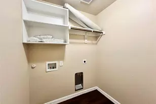 705 River Garden Dr, Fort Worth, TX 76114 - Photo 9