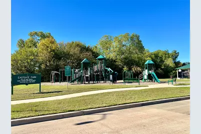 705 River Garden Drive, Fort Worth, TX 76114 - Photo 29