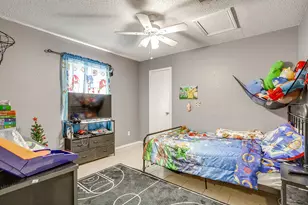 820 Ash St, Burleson, TX 76028 - Photo 11