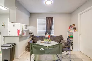 820 Ash St, Burleson, TX 76028 - Photo 17