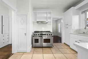 1325 Clover Ln, Fort Worth, TX 76107 - Photo 13